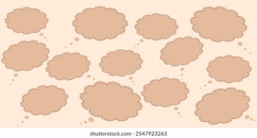 Muchas burbujas de discurso beige pintadas a mano.