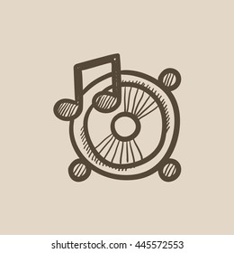 Altavoces con icono de esbozo vectorial de notas musicales aislado en segundo plano. Hand dibujó altavoces con un icono de nota musical. Altavoces con icono de boceto de notas musicales para infografía, sitio web o aplicación.