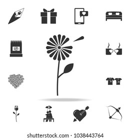 love flower icon. Love or couple element icon. Detailed set of signs and elements of love icons. Premium quality graphic design. One of the collection icons for websites on white background