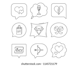 Love heart, gift box and wedding rings icons. Broken heart and engagement linear signs. Valentine amour arrow, brilliant flat line icons. Linear Speech bubbles with icons set. Comic chat balloon