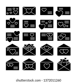 Love letters symbols. Vector flat icon set. Valentine’s day mail. Open & closed envelopes with hearts. Isolated objects on white background