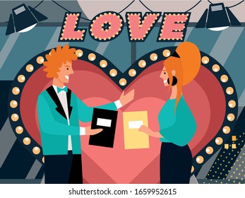 Programa de televisión o programa de amor con un par de anfitriones hombres y mujeres vestidos con ropa festiva con cuadernos en las manos en el escenario con un enorme corazón brillante. Ilustración de vectores planos de caricatura, pancarta