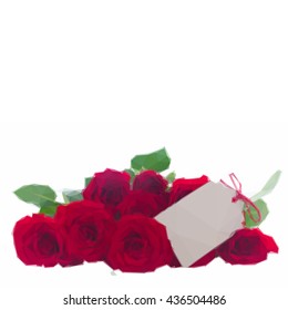 Low poly illustration pile of vivd red roses with empty paper note