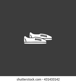 low sneakers