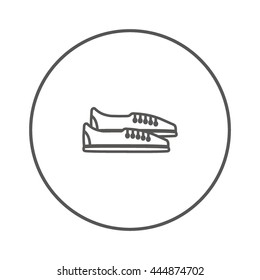 low sneakers
