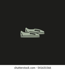low sneakers