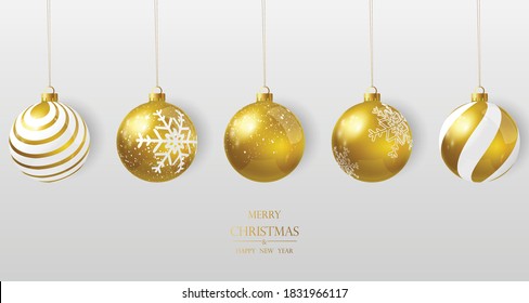 
Luxurious golden Christmas balls placed on top for New Year's Christmas decorations.