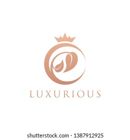 Luxurious Leaf Logo - Vector logo template