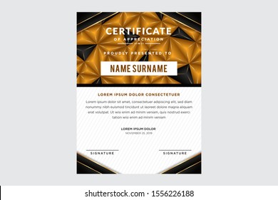 Vektor Stok Luxurious Vertical Certificate Template Dynamic Black Tanpa Royalti