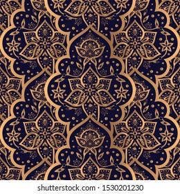 Luxury background golden vector. Arabesque paisley royal pattern seamless. Vintage design for christmas party, new year gift package, holiday wallpaper, beauty spa, yoga salon, wedding.