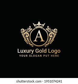 Vector de logotipo de la corona de oro de lujo, icono de la letra A