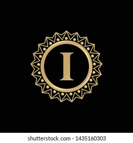 Luxury I letter logo design vector template