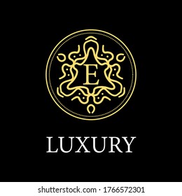 Logo de lujo. Plantilla de diseño de carta inicial de primera calidad para restaurante, hotel, boutique, café, Hotel, Heraldic, Joyería, Moda y otros negocios