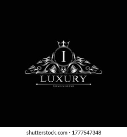 I Luxury Logo. Template flourishes calligraphic elegant ornament lines. Business sign, identity for Restaurant, Royalty, Boutique, Cafe, Hotel, Heraldic, Jewelry, Fashion and other vector illustration