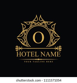 Luxury Letter Q Concept Illustration Vector Stock Vector (Royalty Free ...