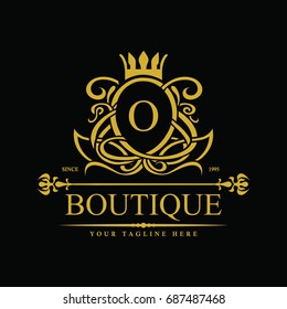 Elegant Letter Q Crown Logo Design Stock Vector (Royalty Free) 1545182048