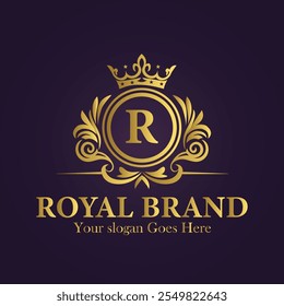 Luxo Royal Brand R Logo Design com Coroa de Ouro e Detalhes Elegantes Ornamentais.