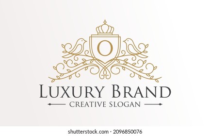 Luxury vintage crest logo. Calligraphic royal emblems and elements elegant decor. Vector crest monogram ornament for letter
