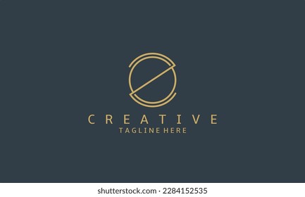 Luxus ZO Letter Logo Design. Moderne minimalistische kreative OZ- oder ZO-Buchstaben Initial-Icon-Vektorvorlage. Premium-Logo mit goldenem Design. Elegante Corporate Identity.