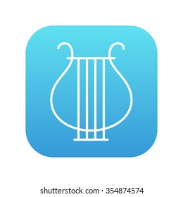 Icono de línea de Lyre para web, móvil e infografía. Icono de blanco vector en el cuadrado de gradiente azul con esquinas redondeadas aisladas en fondo blanco.