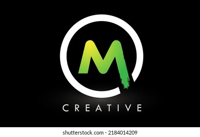 M Logo-Design für den Druckbuchstaben mit dem grünen weißen Kreis. Logo für kreative, geputzte Buchstaben.