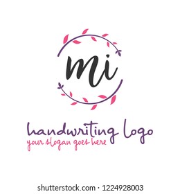 M I Initial handwriting logo vector