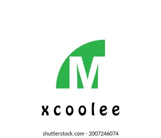 plantilla de vector de diseño de logotipo de letra M
