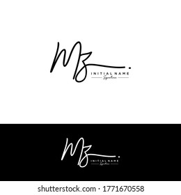 M Z MZ Escritura manuscrita inicial y logotipo de la firma.