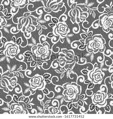 I made a seamless race pattern with the rose,