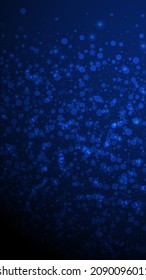 Las estrellas mágicas brillan por su ausencia. Sutiles copos de nieve volando y estrellas en un fondo azul oscuro. Divertido modelo de superposición de copos de nieve de plata de invierno. Fantástica ilustración vertical.