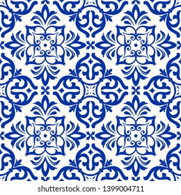 Majolica pottery tile, blue and white azulejo, original traditional Portuguese and Spain decor. Seamless Damask pattern. Hand drawn pattern. Ceramic tile in talavera style. 