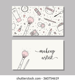 Tarjeta de presentación para artistas maquilladores. Plantilla vectorial con patrón de maquillaje - cepillo, polvo, rubor, puff, pradera, lápiz labial, esmalte de uñas, rimel y espejo