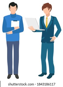 Hombre con portapapeles y trabajador ejecutivo con personajes de caricatura aislados de cuaderno. Concepto de educación empresarial de vectores, hombres experimentados discuten problemas financieros