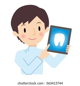 Man dentist to explain the symptoms of teeth with Tablet PC