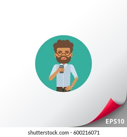 Man holding disposable coffee cup