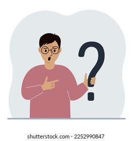Un hombre sostiene un signo de interrogación. Haga preguntas y busque respuestas. Concepto de preguntas frecuentes o preguntas frecuentes, centro de soporte en línea. Ilustración plana vectorial.