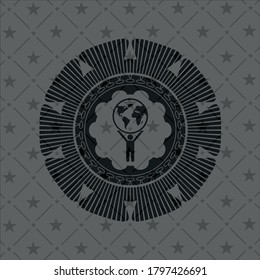 Mann, der die Welt Ikone in schwarzem Emblem hebt. 