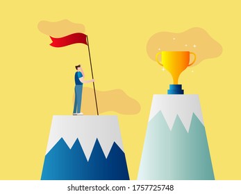 Hombre mirando al trofeo de la copa de oro en la cima de la montaña. Ilustración vectorial de concepto de éxito