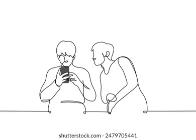 Un hombre mira en la pantalla del teléfono del hombre sentado a su lado - un Vector de arte de una línea. concepto un extraño se asoma en su correspondencia, un hombre celoso y sospechoso. Vector hecho a mano no AI