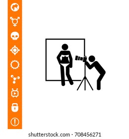 Man Photoshooting Model Icon