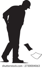 Silueta del hombre que cae la basura de papel sobre fondo blanco