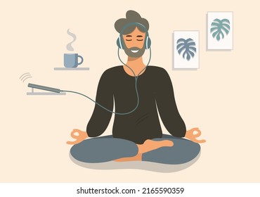 Ein Mann sitzt in einer Lotusposition, macht Yoga und hört auf seinem Telefon Audio. Hipster in Kopfhörern meditiert mit einer Tasse Kaffee zu Hause. Vektorflache Illustration. Vorlage für Yogatag.