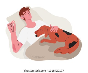 El hombre duerme cómodamente y se relaja en su mal momento con el cachorro de perro mascota por la noche. Concepto de almohada ortopédica o de recuerdo de espuma o tienda de edredones y otros accesorios para el sueño sano.