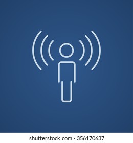 Hombre con icono de línea de ondas de sonido para web, móvil e infografía. Icono azul claro del vector aislado en fondo azul.