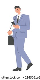 Un hombre con traje está caminando con un maletín y mirando su teléfono. ilustración vectorial de estilo de diseño plano.
