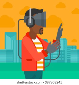 Hombre con casco de realidad virtual.