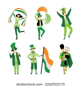 Hombre y mujer con traje verde festivo celebrando el juego de vectores de San Patricio