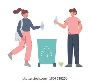 Hombre y mujer lanzando basura plástica a papelera con símbolo de reciclaje, personas reuniendo basura para reciclar imágenes vectoriales de dibujos animados