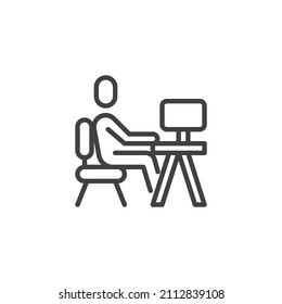 Hombre Trabajando en el icono de la línea del equipo. signo de estilo lineal para concepto móvil y diseño web. Icono de vector de contorno de trabajo independiente en el lugar de trabajo. Símbolo, ilustración del logotipo. Gráficos vectoriales