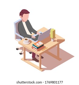 Ein Mann arbeitet an einem Tisch. Online-Arbeit oder Lernen. Inklusive Schreibtisch, Laptop, Bücher und Tasse Kaffee. Vektorisometrische Illustration einzeln auf weißem Hintergrund